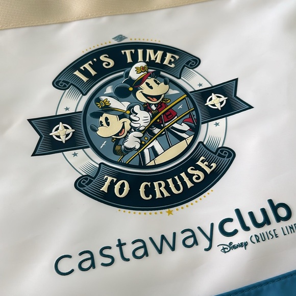 NWT tote bag beach carry on travel DISNEY CRUISE CASTAWAY CLUB MICKEY MINNIE - Picture 2 of 2